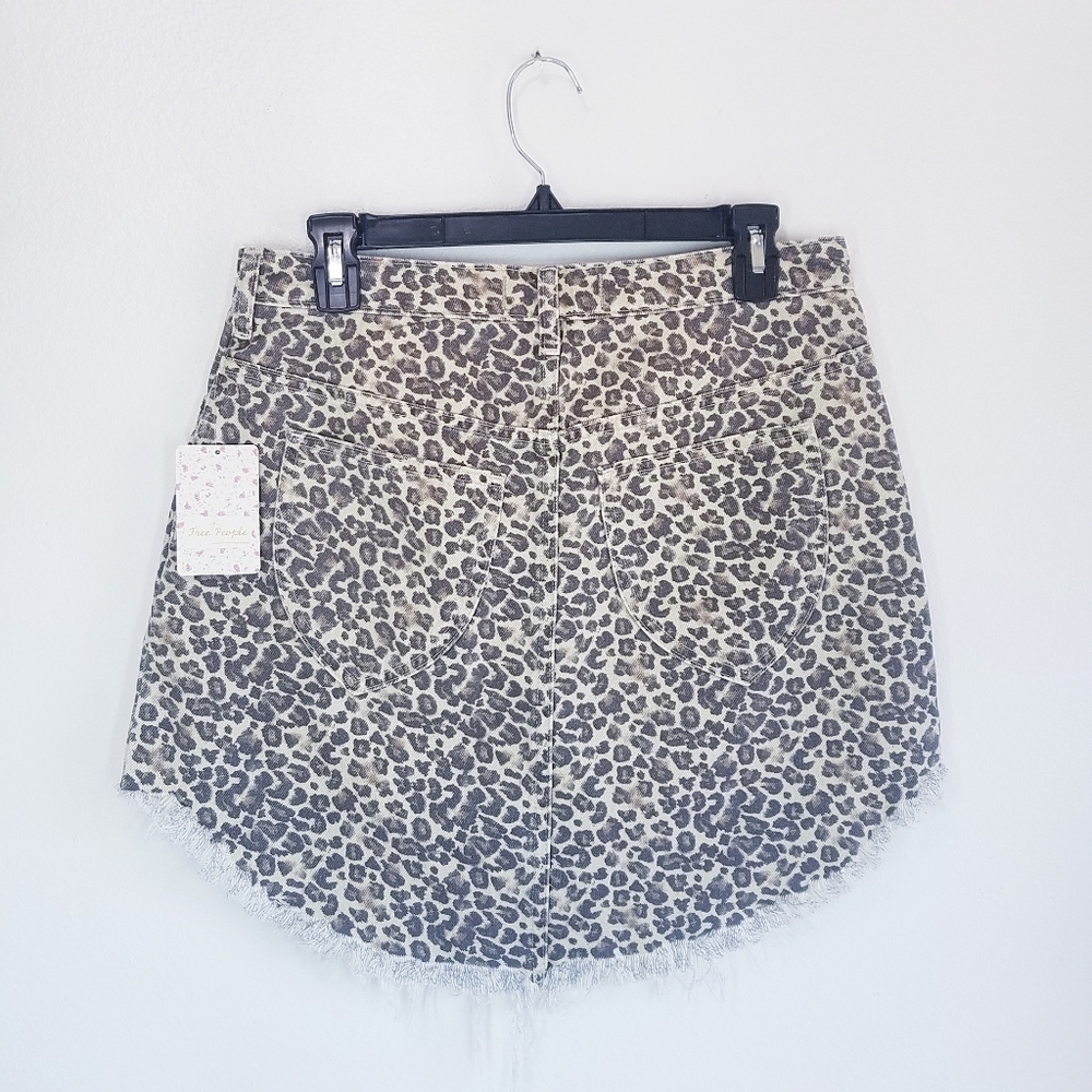 🌸 NEW Free People | Bailey Leopard‎ Print Denim Skirt 29 - Picture 7 of 15